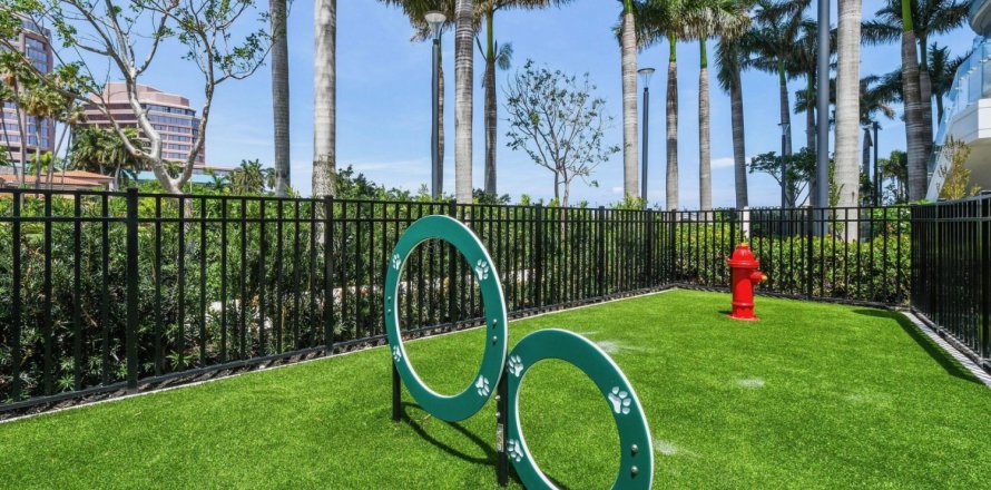 Condo in West Palm Beach, Florida, 3 bedrooms  № 1079153