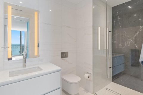 Condo in Miami, Florida, 2 bedrooms № 1920647 - photo 29