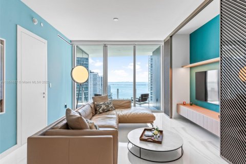 Condo in Miami, Florida, 2 bedrooms № 1920647 - photo 15