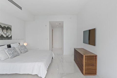 Condo in Miami, Florida, 2 bedrooms № 1920647 - photo 22