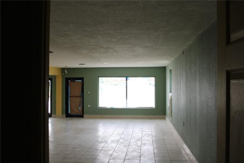 Immobilier commercial à louer à Clearwater, Floride: 297.66 m2 № 2105987 - photo 4