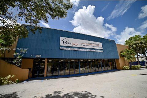 Commercial property in Fort Lauderdale, Florida № 2011096