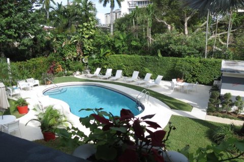 Condominio en venta en Fort Lauderdale, Florida, 1 dormitorio, 69.49 m2 № 1932897 - foto 2