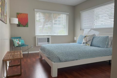 Condominio en venta en Fort Lauderdale, Florida, 1 dormitorio, 69.49 m2 № 1932897 - foto 16