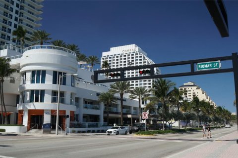 Condominio en venta en Fort Lauderdale, Florida, 1 dormitorio, 69.49 m2 № 1932897 - foto 30