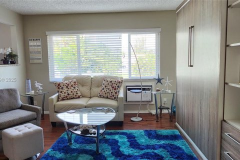Condominio en venta en Fort Lauderdale, Florida, 1 dormitorio, 69.49 m2 № 1932897 - foto 4