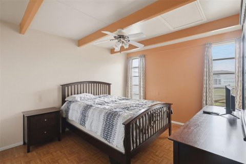 Condo in Lake Wales, Florida, 1 bedroom  № 2218200 - photo 19