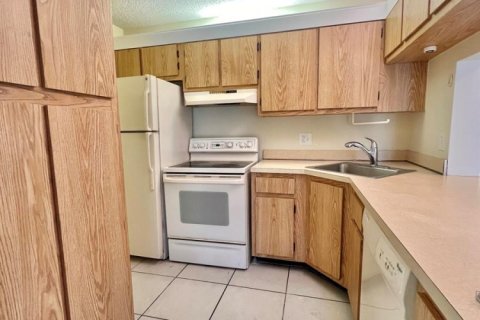 Купить кондоминиум в Уэст-Палм-Бич, Флорида 4 комнаты, 102.56м2, № 2082399 - фото 3