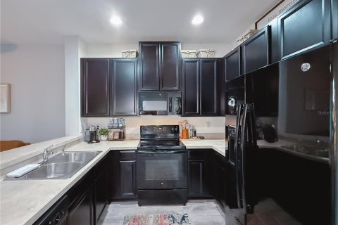Townhouse in Riverview, Florida 2 bedrooms, 115.2 sq.m. № 1900769 - photo 11