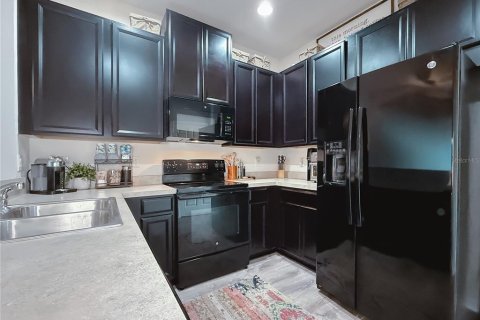 Townhouse in Riverview, Florida 2 bedrooms, 115.2 sq.m. № 1900769 - photo 2