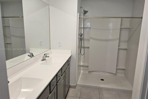 Villa ou maison à vendre à St. Lucie, Floride: 5 chambres, 240.25 m2 № 2086571 - photo 15