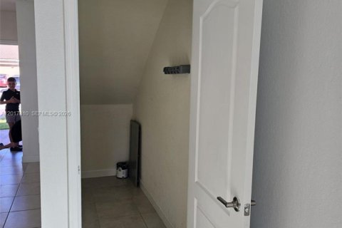 Villa ou maison à vendre à St. Lucie, Floride: 5 chambres, 240.25 m2 № 2086571 - photo 6