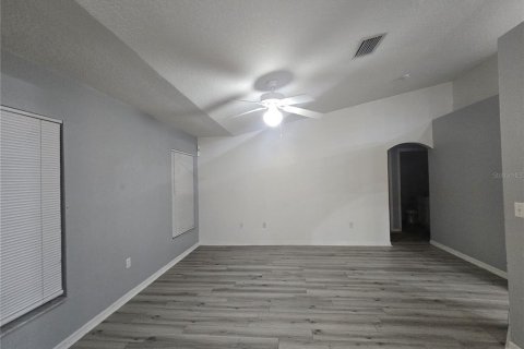 House in Kissimmee, Florida 3 bedrooms, 151.43 sq.m. № 1720265 - photo 7