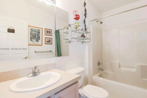 Villa ou maison à louer à Key Largo, Floride: 3 chambres, 108.7 m2 № 2003842 - photo 16