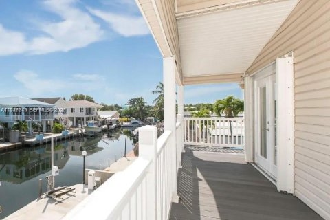 Villa ou maison à louer à Key Largo, Floride: 3 chambres, 108.7 m2 № 2003842 - photo 6