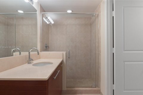 Condo in Sunrise, Florida, 1 bedroom  № 1714316 - photo 23