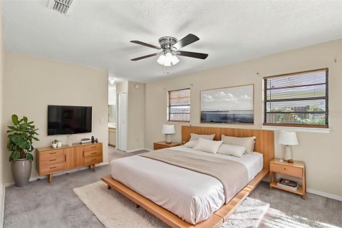 Villa ou maison à vendre à Deltona, Floride: 3 chambres, 131.92 m2 № 2389336 - photo 22