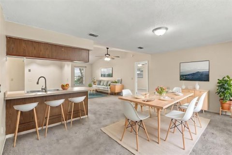 Villa ou maison à vendre à Deltona, Floride: 3 chambres, 131.92 m2 № 2389336 - photo 12