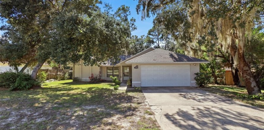 Villa ou maison à Deltona, Floride 3 chambres, 131.92 m2 № 2389336