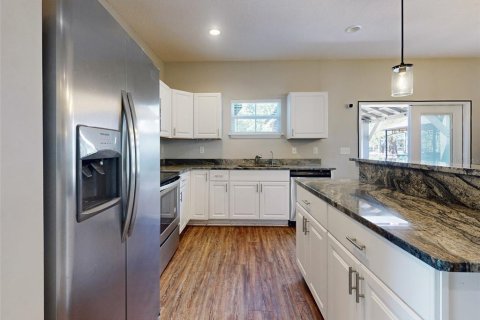 House in Jacksonville, Florida 3 bedrooms, 123.37 sq.m. № 1533466 - photo 13