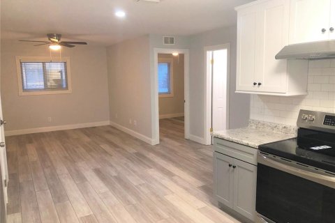 Apartment in New Smyrna Beach, Florida 2 bedrooms, 92.9 sq.m. № 2096027 - photo 10
