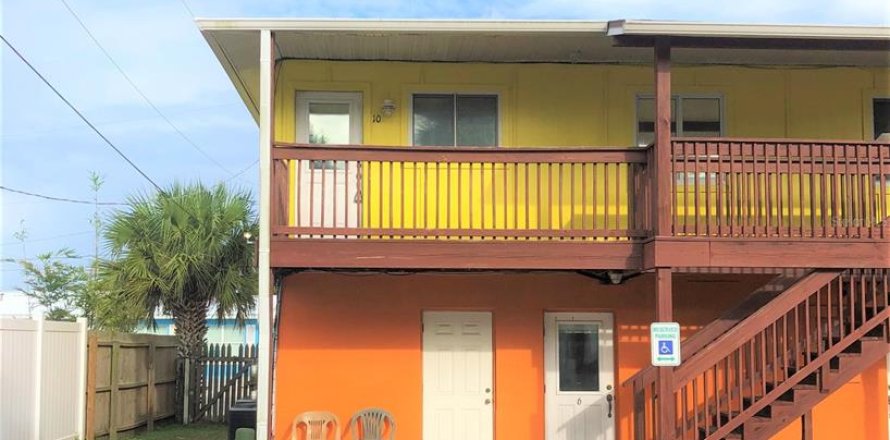 Apartment in New Smyrna Beach, Florida 2 bedrooms, 92.9 sq.m. № 2096027