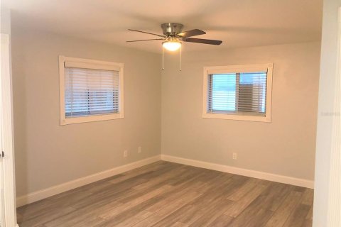 Apartment in New Smyrna Beach, Florida 2 bedrooms, 92.9 sq.m. № 2096027 - photo 15