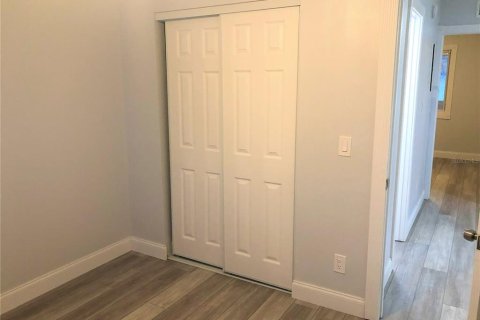 Apartment in New Smyrna Beach, Florida 2 bedrooms, 92.9 sq.m. № 2096027 - photo 17