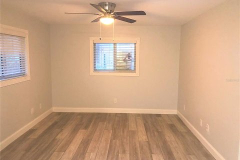 Apartment in New Smyrna Beach, Florida 2 bedrooms, 92.9 sq.m. № 2096027 - photo 16