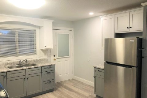 Apartment in New Smyrna Beach, Florida 2 bedrooms, 92.9 sq.m. № 2096027 - photo 14