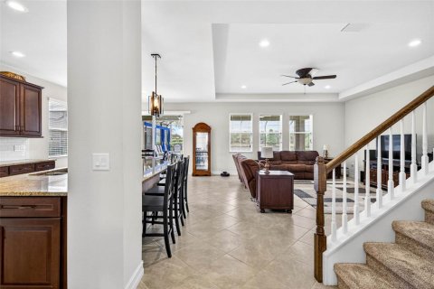 House in Wesley Chapel, Florida 5 bedrooms, 294.78 sq.m. № 2104476 - photo 13