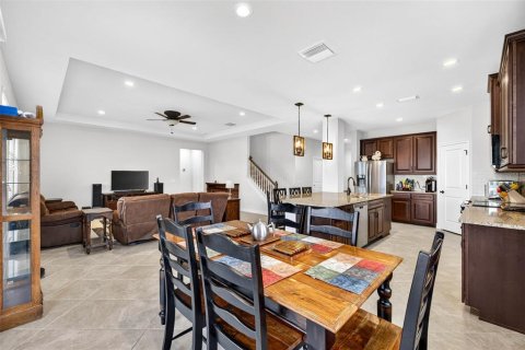 House in Wesley Chapel, Florida 5 bedrooms, 294.78 sq.m. № 2104476 - photo 25