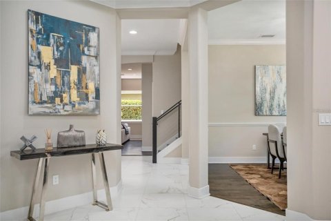 House in Orlando, Florida 5 bedrooms, 496.38 sq.m. № 1829820 - photo 7