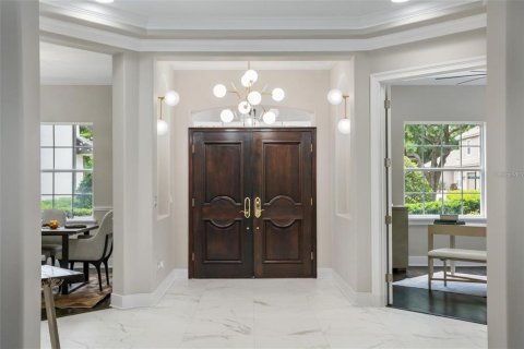House in Orlando, Florida 5 bedrooms, 496.38 sq.m. № 1829820 - photo 6