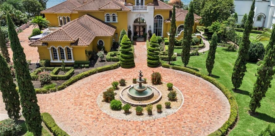 Дом в Себринг, Флорида 12 комнат, 989.22м2 № 2299604