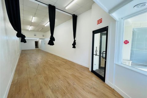 Commercial property in Kissimmee, Florida 329.8 sq.m. № 2213377 - photo 5