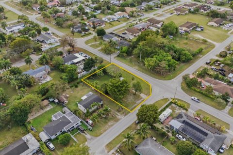 Купить виллу или дом в Хомстед, Флорида 3 спальни, 106.84м2, № 2008927 - фото 30