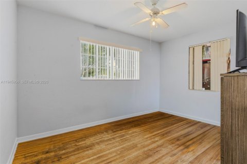 Купить виллу или дом в Хомстед, Флорида 3 спальни, 106.84м2, № 2008927 - фото 27