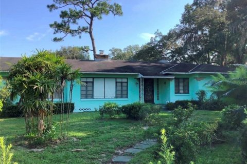 House in Winter Park, Florida 2 bedrooms, 144.83 sq.m. № 1909286 - photo 1
