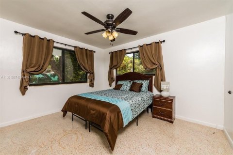 Villa ou maison à vendre à Miami, Floride: 3 chambres, 119.57 m2 № 1952341 - photo 8