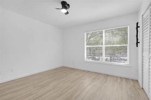 Condominio en venta en Orlando, Florida, 4 dormitorios, 122.91 m2 № 1873448 - foto 22