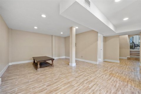 House in Bokeelia, Florida 4 bedrooms, 114.46 sq.m. № 1570168 - photo 24