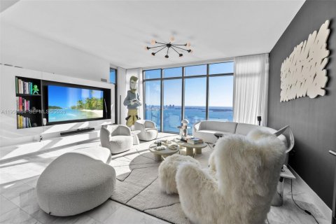 Купить кондоминиум в Майами, Флорида 3 спальни, 181.25м2, № 2023441 - фото 5