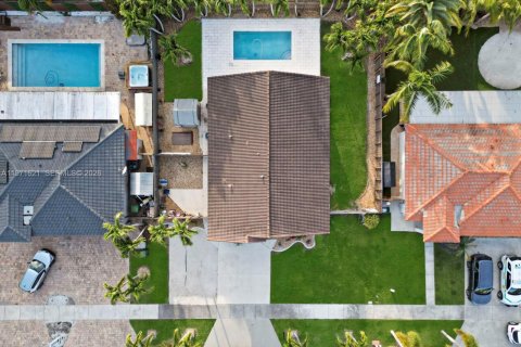 Купить виллу или дом в Хомстед, Флорида 4 спальни, 148.46м2, № 2032894 - фото 6