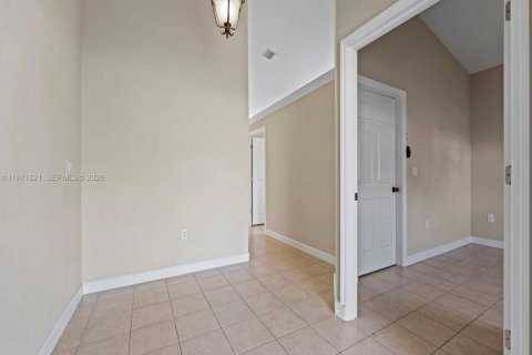 Купить виллу или дом в Хомстед, Флорида 4 спальни, 148.46м2, № 2032894 - фото 11