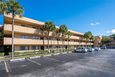 Снять в аренду кондоминиум в Майами, Флорида 2 спальни, 91.51м2, № 2004854 - фото 28