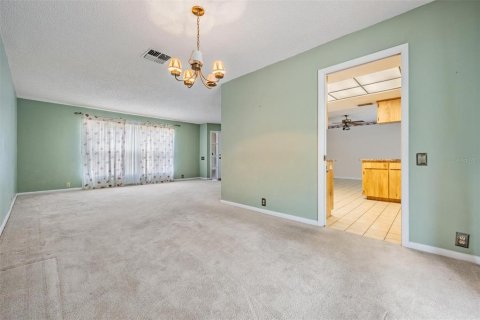 Villa ou maison à vendre à New Port Richey, Floride: 3 chambres, 148.74 m2 № 1687840 - photo 8