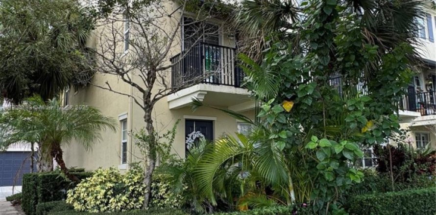 Touwnhouse à Jupiter, Floride 3 chambres, 163.51 m2 № 1954860