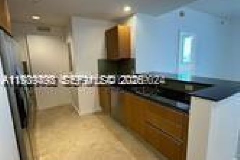 Купить кондоминиум в Майами, Флорида 1 спальня, 89.46м2, № 1997563 - фото 9