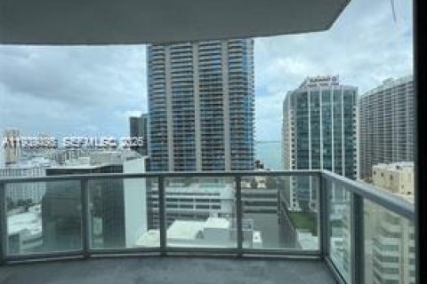 Купить кондоминиум в Майами, Флорида 1 спальня, 89.46м2, № 1997563 - фото 27